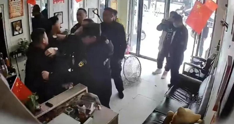 仙桃剪发新潮流：传统艺术与现代美学的完美融合